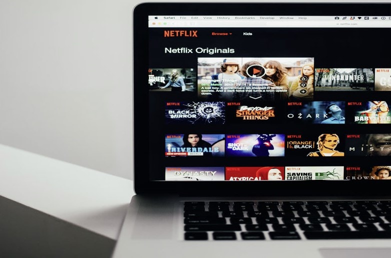 can you download netflix shows on laptop mac